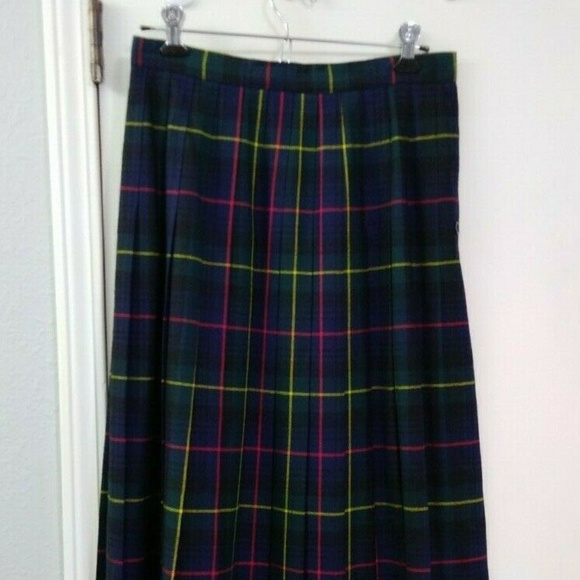 Wool skirt 12 Clearance